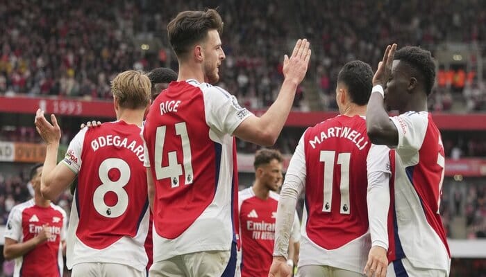 Arsenal Geser ke OllieWatkins
